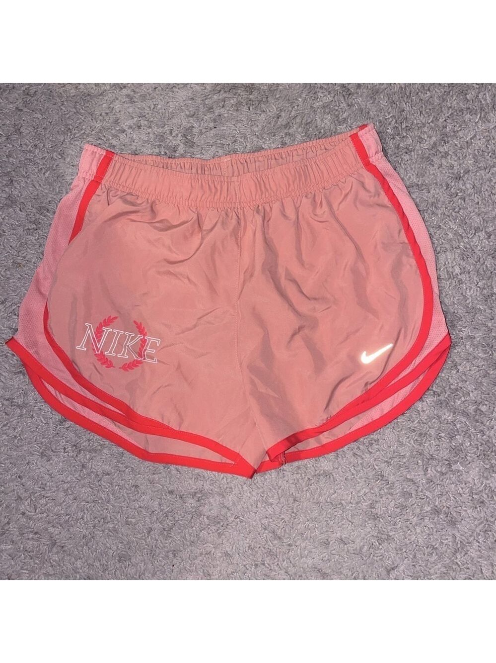 Nike Womens Dri-Fit Tempo Running Shorts Medium Athletic Gym - Picture 2 of 9